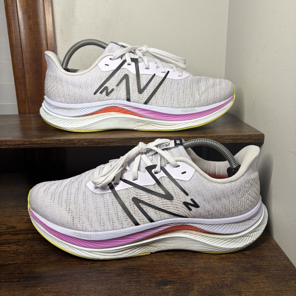 New Balance FuelCell Propel v3 WFCPR3LG4 White Pink Running Shoes Womens 11